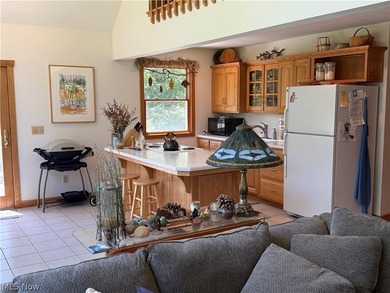 Being Sold TURNKEY! When you walk through the front door your - photo 21