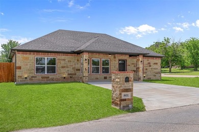 Lake Granbury Home For Sale in Granbury Texas
