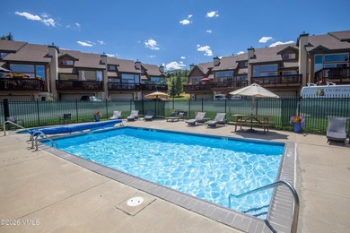 Beautiful, sun-filled 3-bedroom townhome in the heart of Lower - photo 35