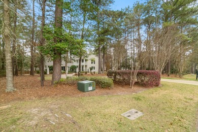 This charming Southern residence is gracefully set behind a - photo 3