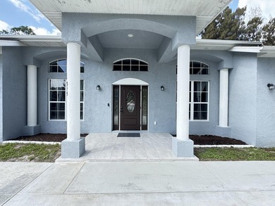 Beautiful 4-Bedroom/3 Bath and Den Home on a Private Lot - - photo 3