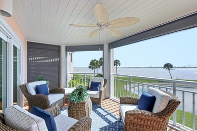 Highly sought-after direct bayfront residence, beautifully - photo 3