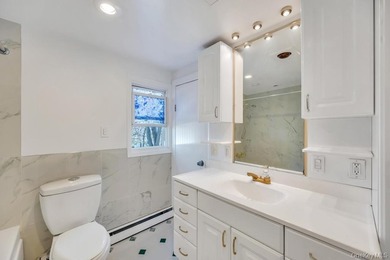 Welcome to this beautifully renovated 6-bedroom, 2-bath Colonial - photo 14