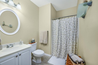 Enjoy magnificent Golf Course views from this well-maintained - photo 15