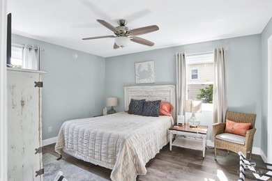 Beautifully upgraded bayfront home on a private road with no - photo 16