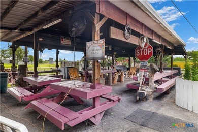 Legendary Texas BBQ Landmark - Prime Highway 59 Location An - photo 16