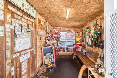 Legendary Texas BBQ Landmark - Prime Highway 59 Location An - photo 25