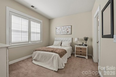 Prime Birkdale Village Location - 3BR/2BA Move-In Ready! Welcome - photo 28