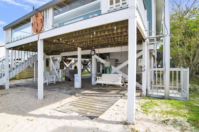 Beautifully upgraded bayfront home on a private road with no - photo 43