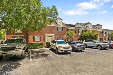 Priced to sell quickly! This turnkey condo at 4915 Baymeadows Rd - photo 4