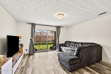 Priced to sell quickly! This turnkey condo at 4915 Baymeadows Rd - photo 6