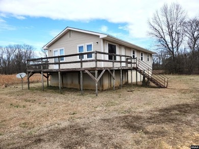 (private lake, pond, creek) Home For Sale in Martin Tennessee