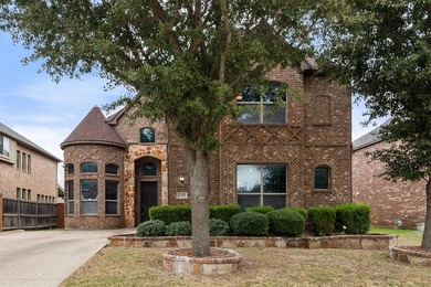 Joe Pool Lake Home For Sale in Grand Prairie Texas