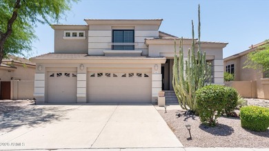 Beautifully updated 4-bedroom + loft, 3-bath residence offering - photo 2