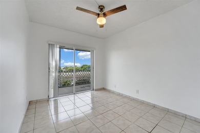 Priced to sell!!! Exquisite top-floor 3-bedroom, 2-bathroom with - photo 17