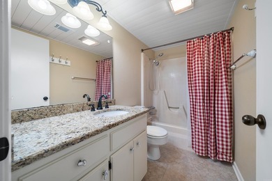 Lake Hamilton Condo with view and access. Start your mornings - photo 23