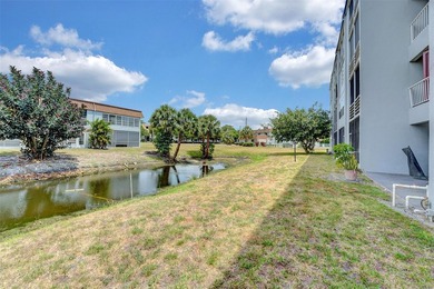 Priced to sell!!! Exquisite top-floor 3-bedroom, 2-bathroom with - photo 27