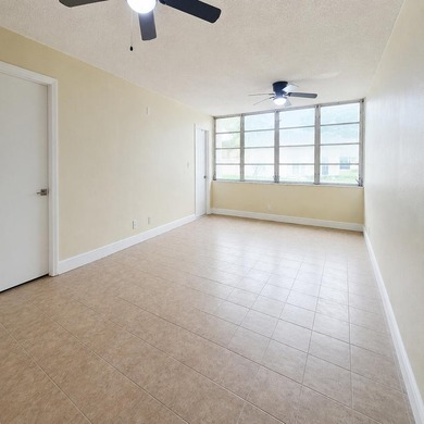 **Motivated Seller!** Bright and spacious, beautifully updated - photo 3
