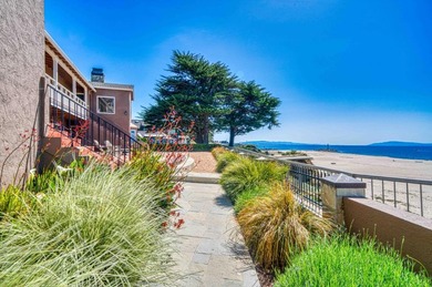 Spectacular Front Row 4 unit Apartment Building directly - photo 8