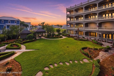 Coastal elegance meets everyday comfort along Gulfport's iconic - photo 1