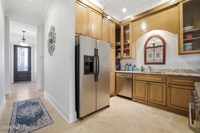 Coastal elegance meets everyday comfort along Gulfport's iconic - photo 7
