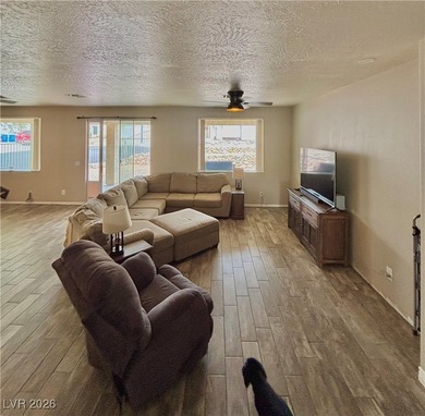 Welcome to a spacious single-story home in the desirable Cottage - photo 8