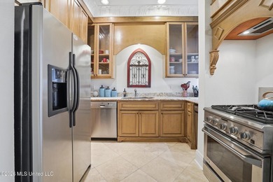 Coastal elegance meets everyday comfort along Gulfport's iconic - photo 9