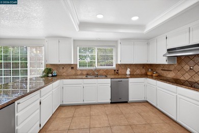 Highly sought-after floor plan in Shadow Creek, 804 Eastbrook Ct - photo 11