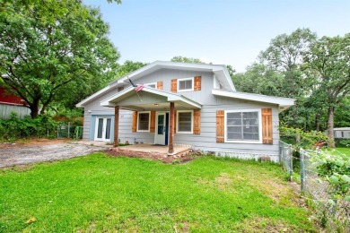 Lake Home For Sale in Gordonville, Texas