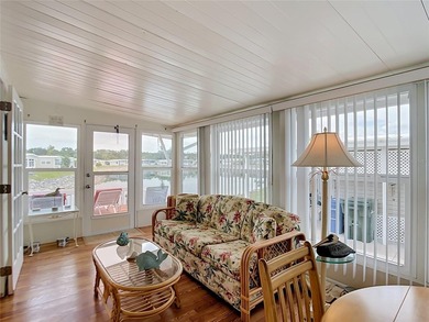 Welcome to Venice Isle, one of Venice's most sought-after 55+ - photo 22