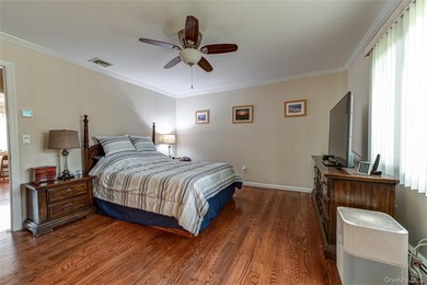 Impeccably maintained 2,000 sq. ft. move-in ready Splanch set on - photo 23