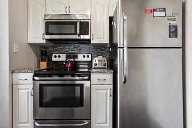 Welcome to your perfect Myrtle Beach retreat! Just steps from - photo 27