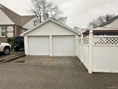 Income-producing two-family home located in the heart of Bayside - photo 9