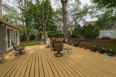 Impeccably maintained 2,000 sq. ft. move-in ready Splanch set on - photo 33