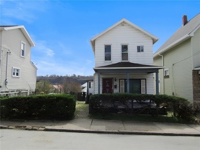 Great opportunity in Tarentum! Large covered front porch! - photo 1