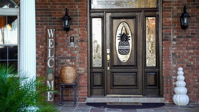 **Luxurious Lakefront Living on Majestic Lake Winnemissett** - photo 2
