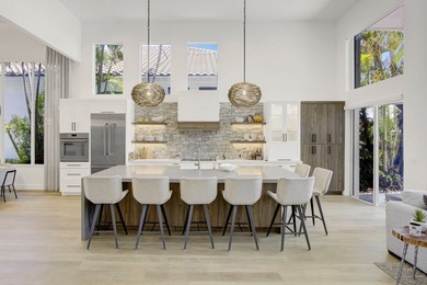 Lake vistas & interior design where classic elegance meets - photo 8