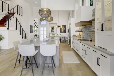 Lake vistas & interior design where classic elegance meets - photo 9