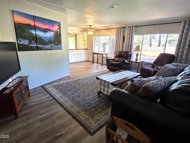 Welcome home to this beautifully maintained 3-bedroom - photo 11