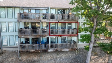 Lakefront living at its finest! This beautifully updated condo - photo 13