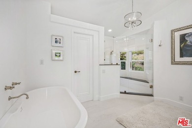 Malibu Sky Ranch. Nearly ten acres of absolute privacy, serenity - photo 16