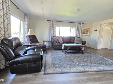 Welcome home to this beautifully maintained 3-bedroom - photo 16