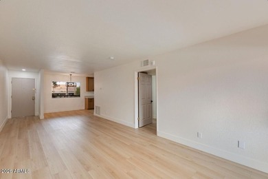 Beautifully remodeled condominium with stunning views of a - photo 6