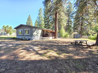 Welcome home to this beautifully maintained 3-bedroom - photo 35