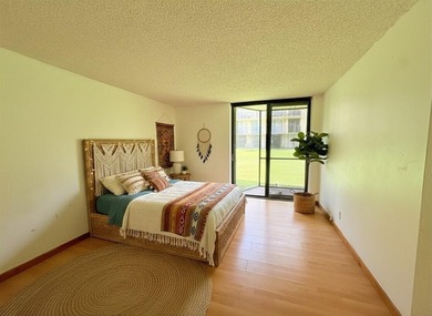 Convenient first-floor 2 bedroom, 2 bath split-plan condo with - photo 10