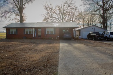 (private lake, pond, creek) Home For Sale in Kenton Tennessee