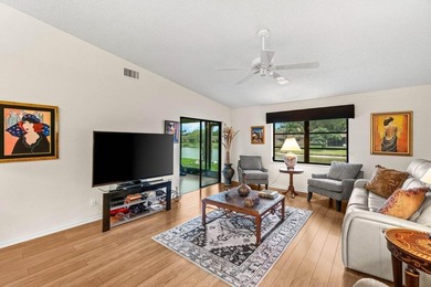 Lovely 2 beds/2 bath villa in beautiful gated 55+ Whisper Walk! - photo 10