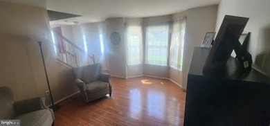 NOW PRICED BELOW MARKET FOR A QUICK SALERare Re-freshed 4/5 - photo 8