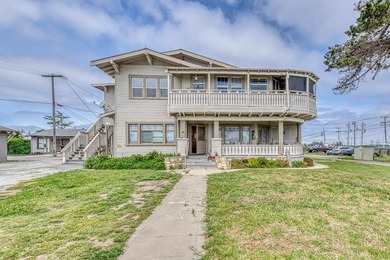Rare 11-unit rental property on a large lot in a convenient - photo 1