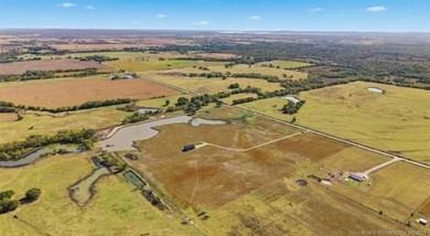 (private lake, pond, creek) Acreage For Sale in Morris Oklahoma